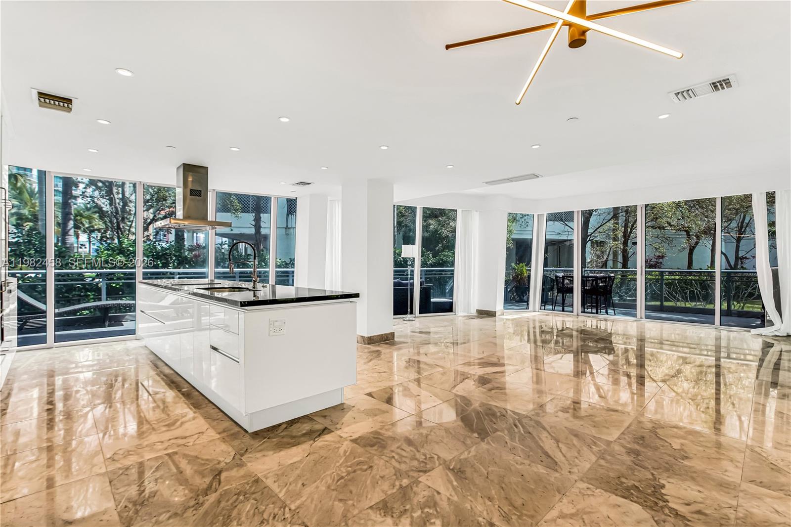 2950 NE 188th Street 150, Aventura, FL 33180, Aventura