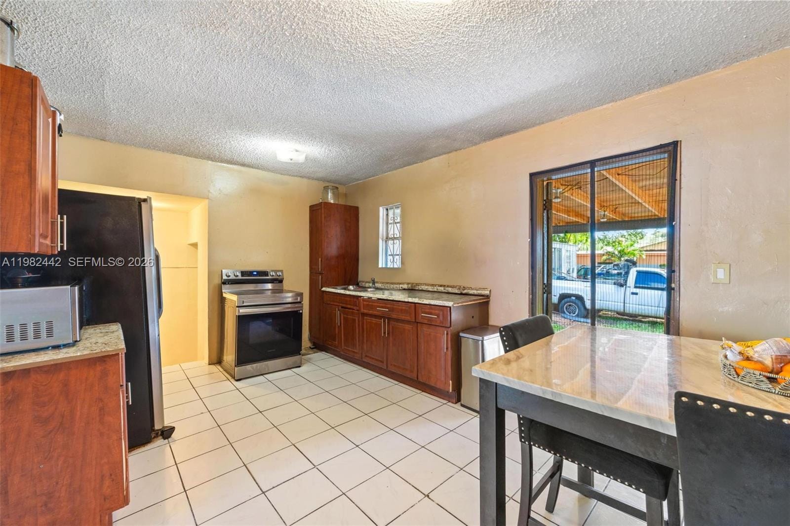 6223 NW Miami Place — photo 5