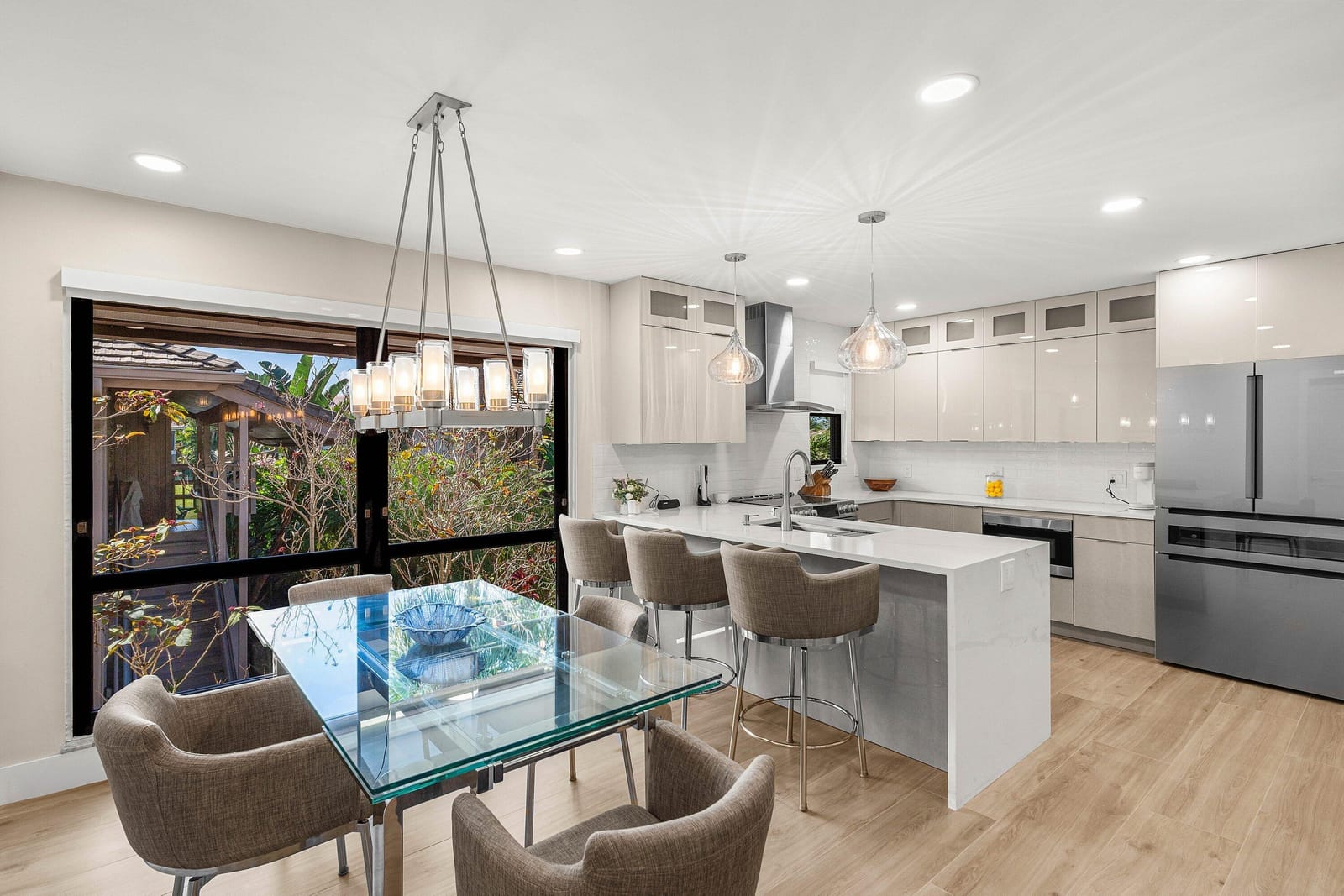 7116 Rain Forest Drive — photo 2