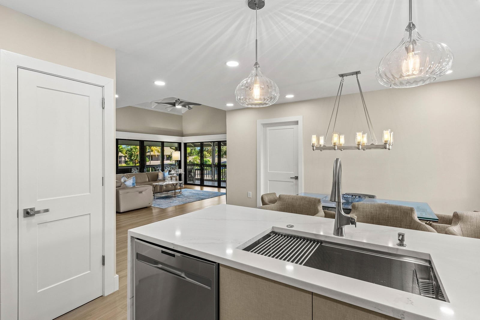7116 Rain Forest Drive — photo 11
