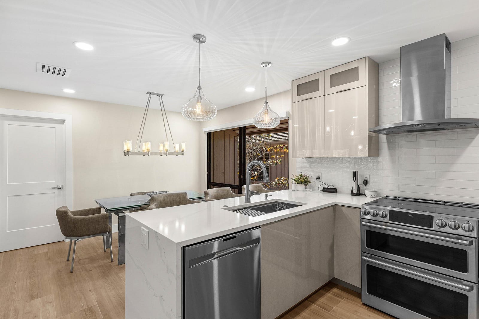 7116 Rain Forest Drive — photo 12