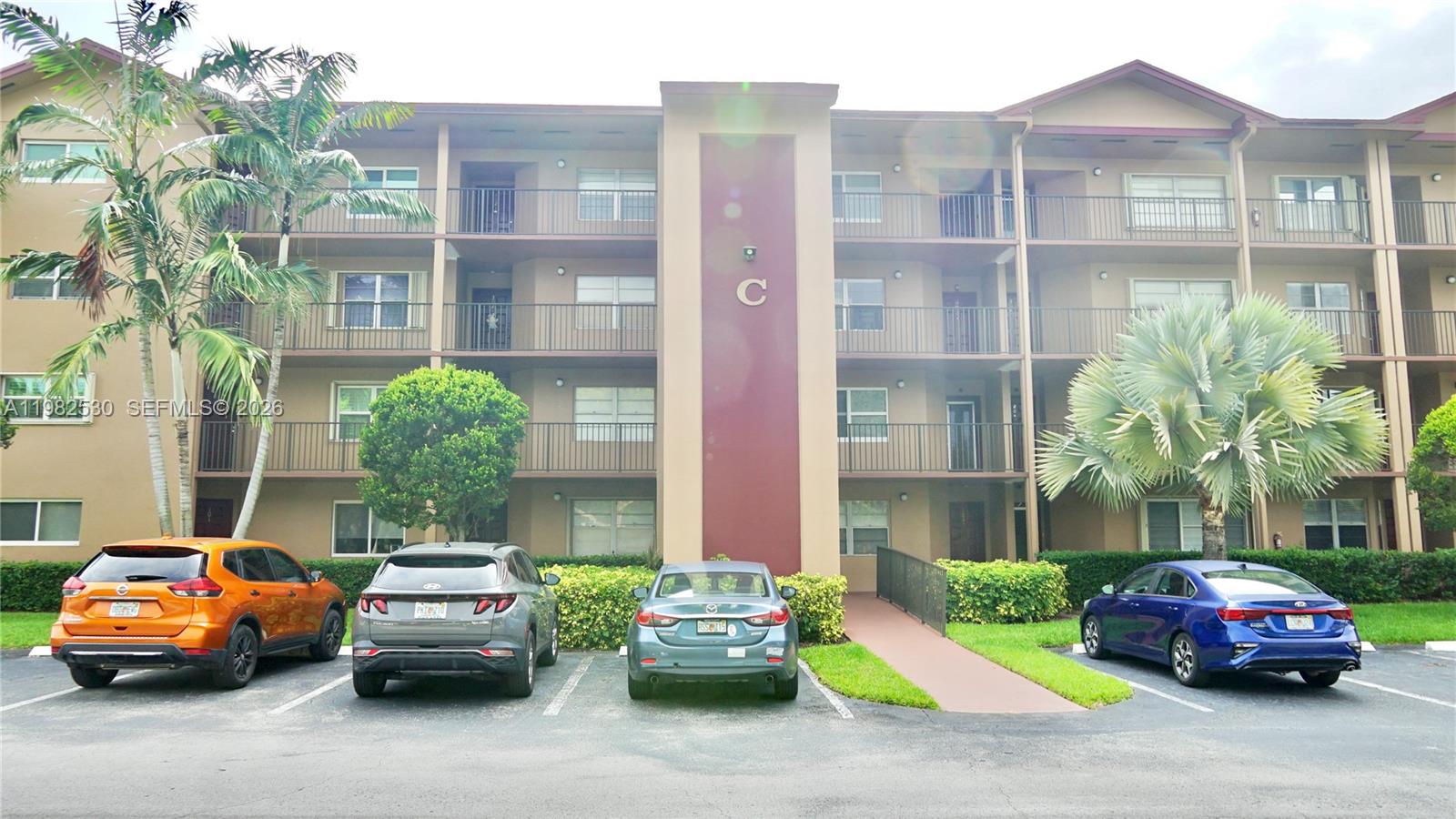 100 SW 130th Terrace 211C, Pembroke Pines, FL 33027, Pembroke Pines