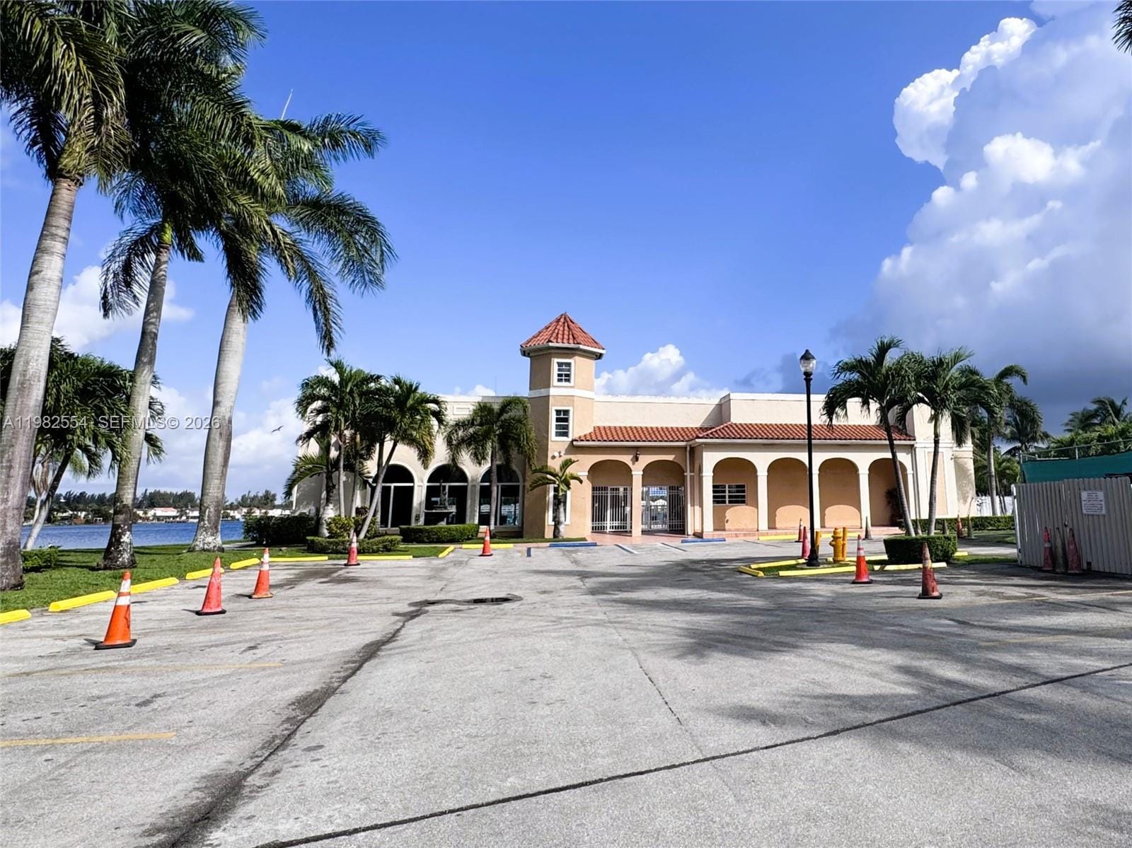 1143 NW 123rd Court 607, Miami, FL 33182 photo 21