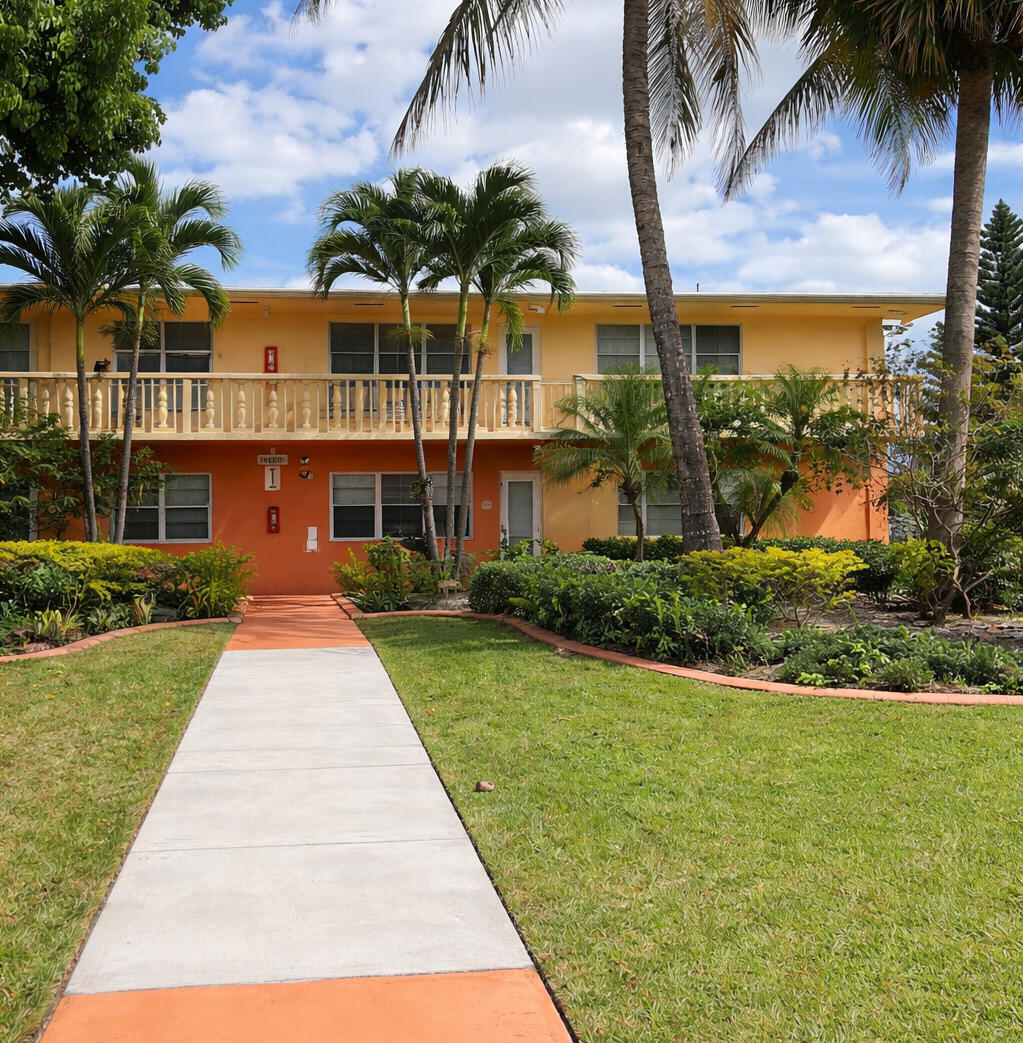 210 Salisbury I, West Palm Beach, FL 33417, West Palm Beach