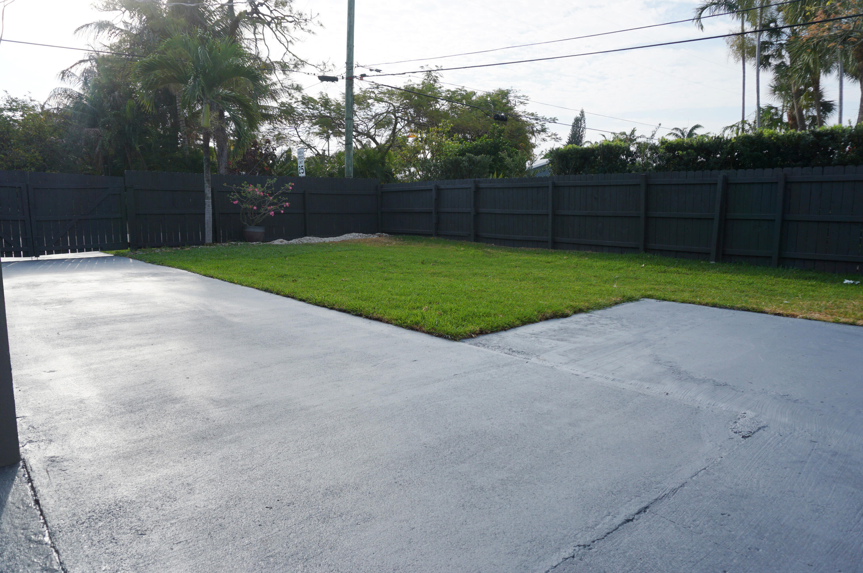 1498 NE 38th Street, Oakland Park, FL 33334, Oakland Park