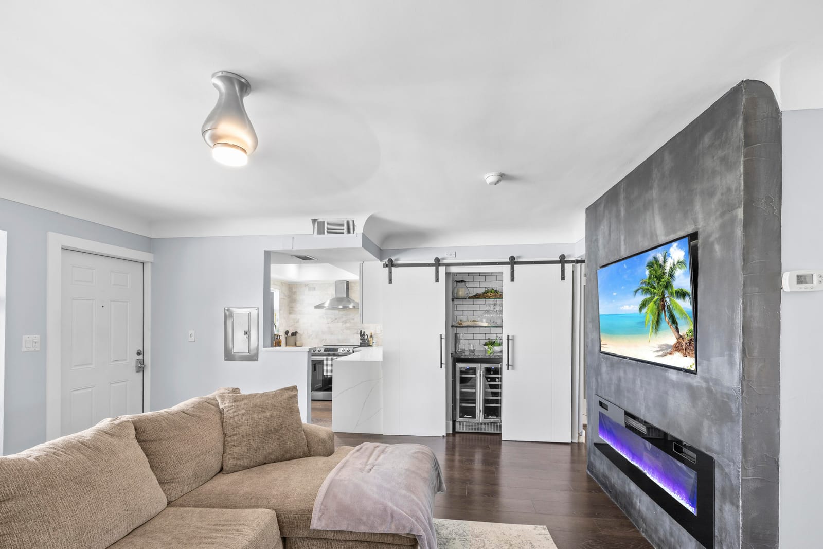 535 Hendricks Isle 302, Fort Lauderdale, FL 33301 photo 4
