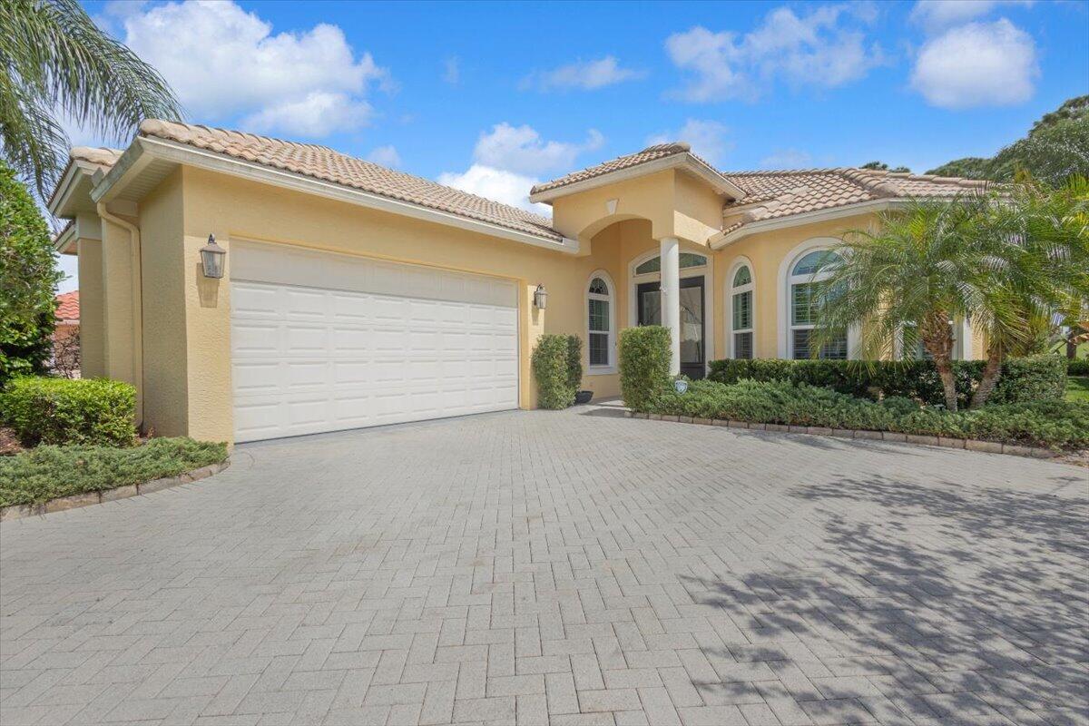 8332 Belfry Place, Port St. Lucie, FL 34986, Port St Lucie
