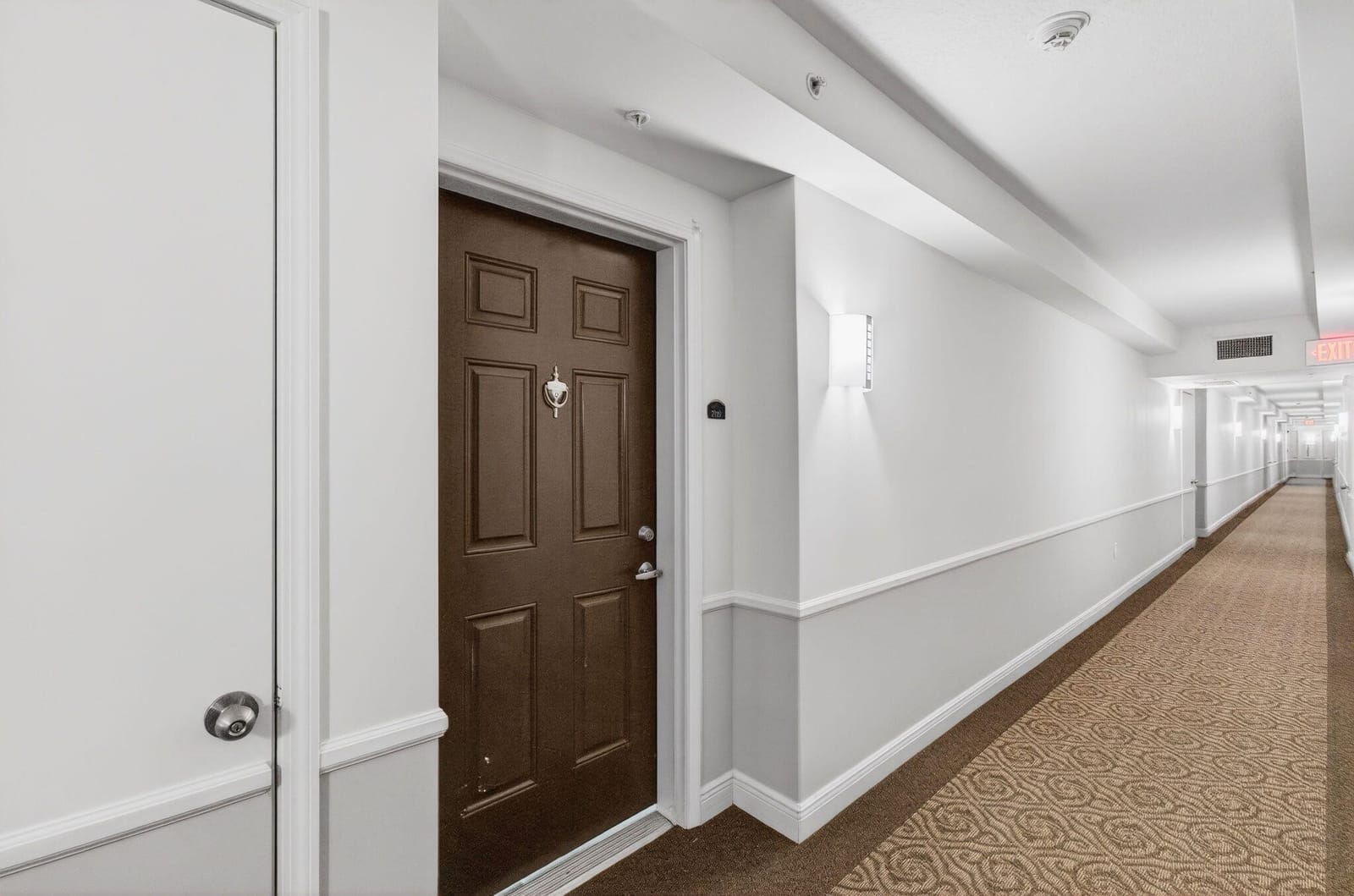 610 Clematis Street Unit 709, West Palm Beach, FL 33401 photo 2