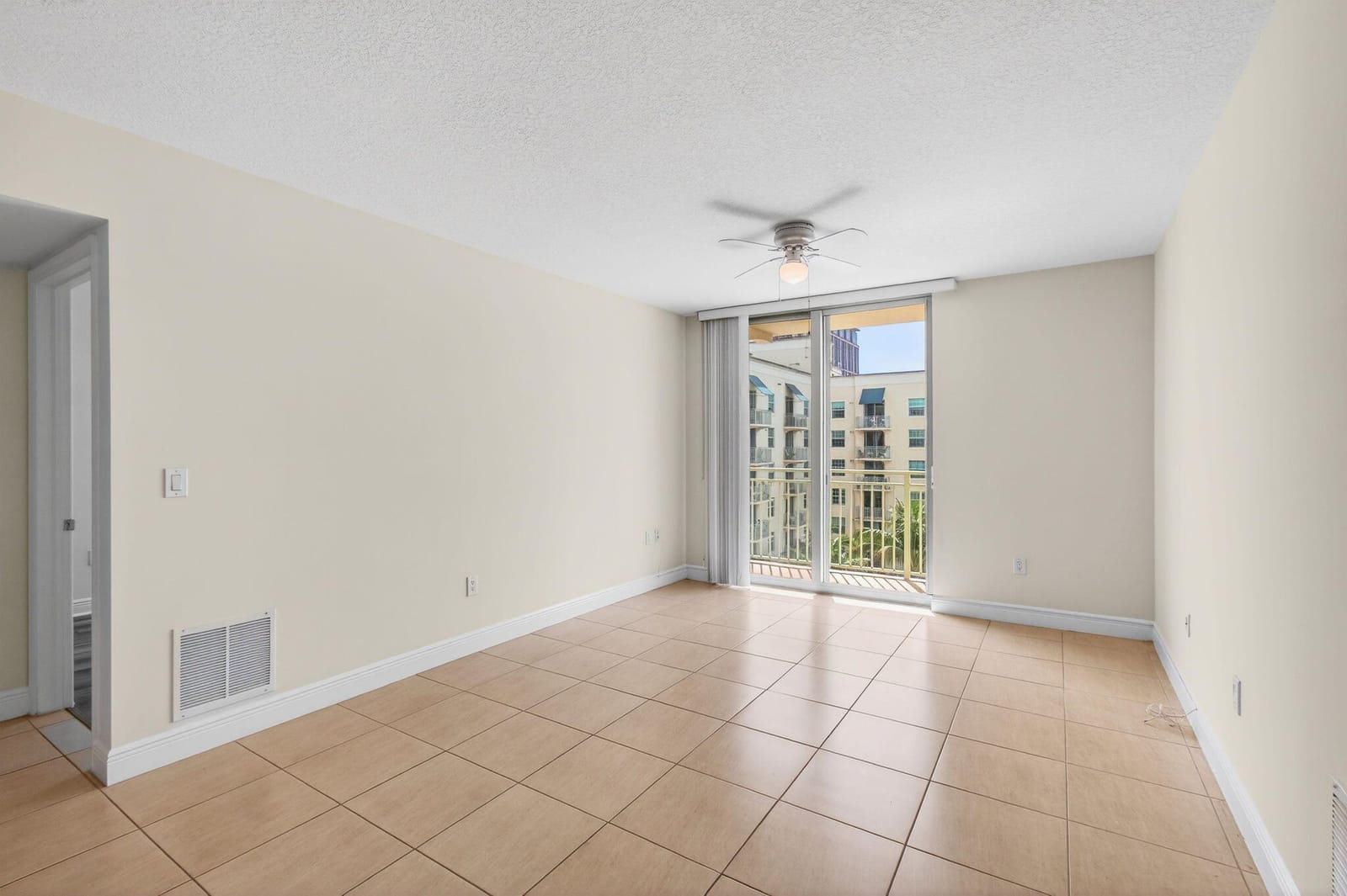 610 Clematis Street Unit 709, West Palm Beach, FL 33401 photo 12