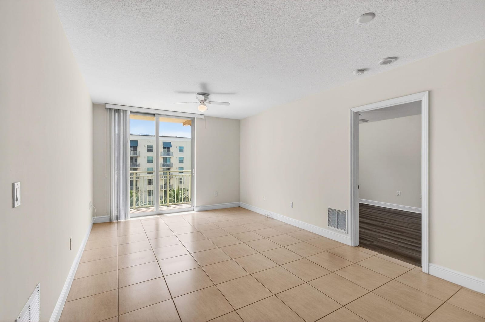 610 Clematis Street Unit 709, West Palm Beach, FL 33401 photo 7
