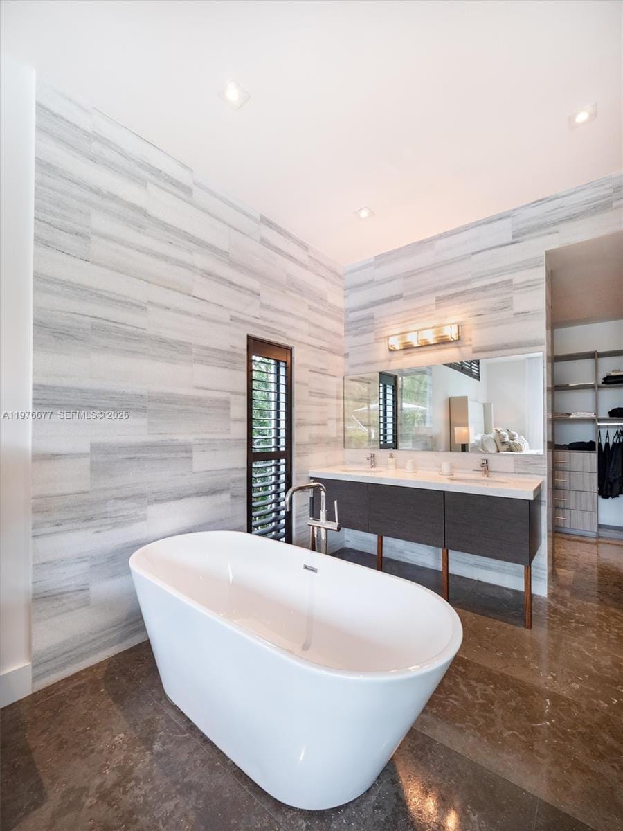 1540 Cleveland Road, Miami Beach, FL 33141 photo 23