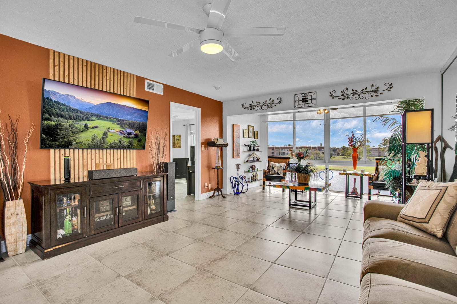 9201 Sunrise Lakes Boulevard 310 — photo 3