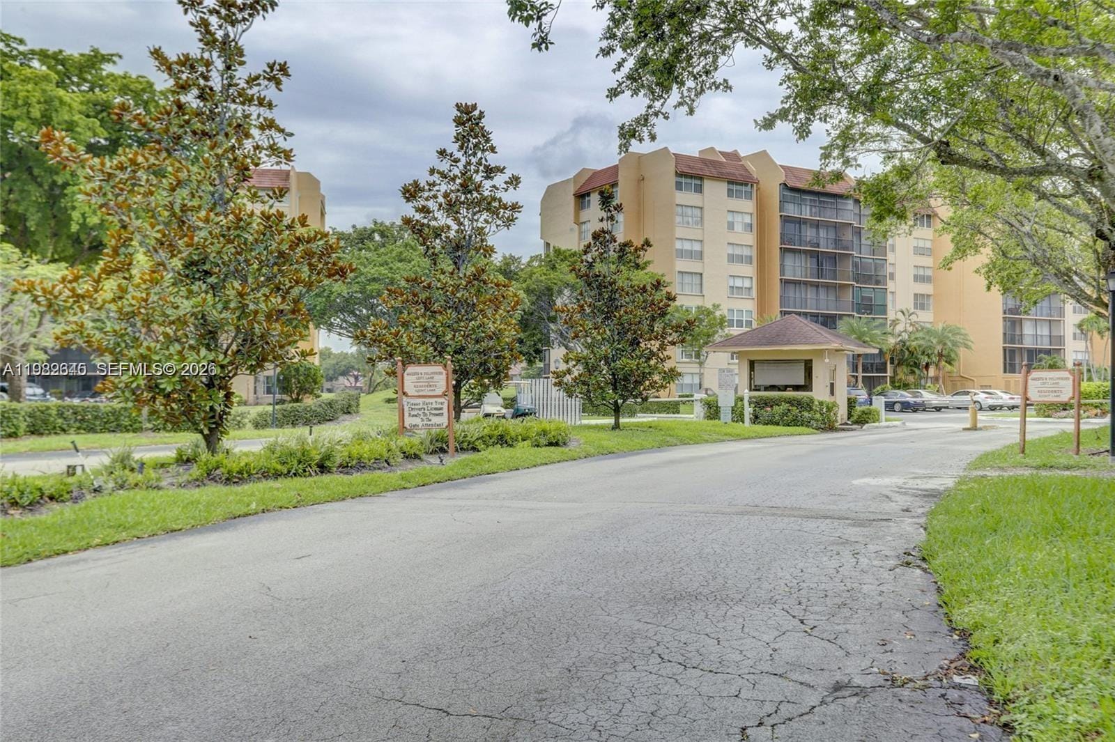 3751 Environ Boulevard 141 — photo 2