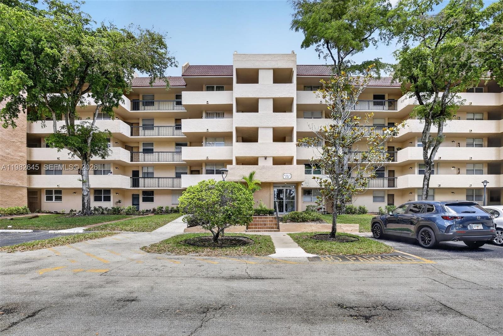 3751 Environ Boulevard 141 — photo 5