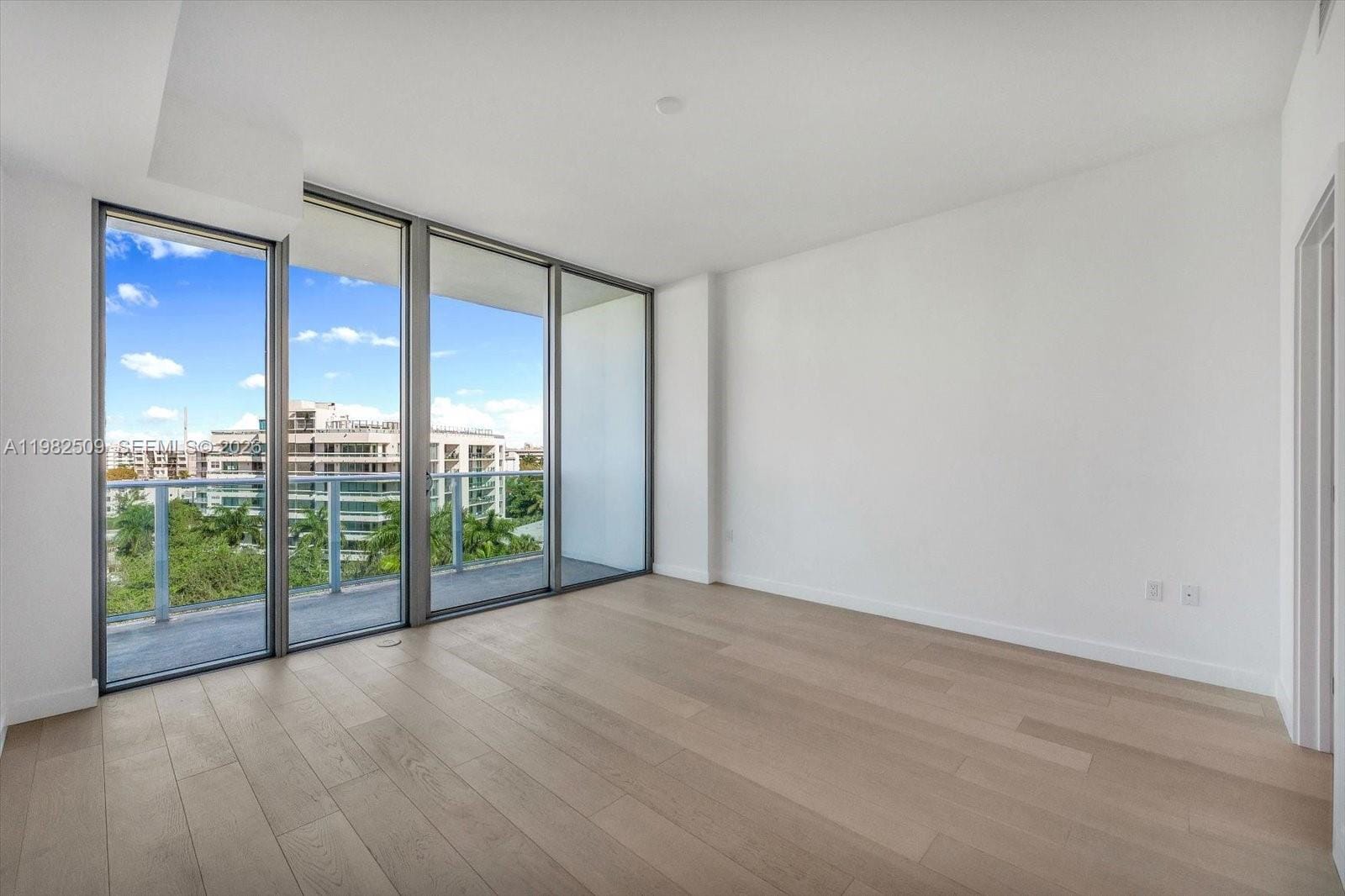 9201 E Bay Harbor Drive 702 — photo 7