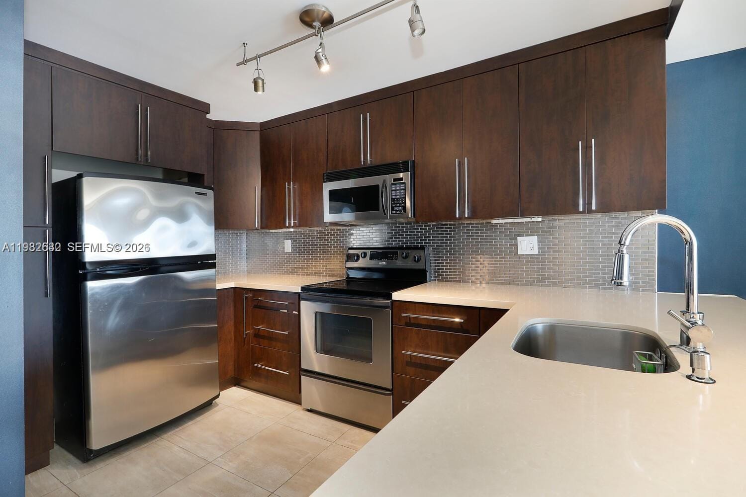 145 SE 25th Road 502, Miami, FL 33129 photo 8