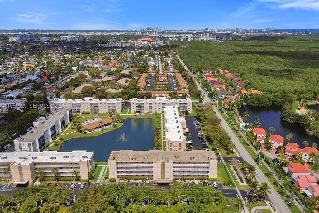 425 SE 11th Terrace 204, Dania Beach, FL 33004 photo 4