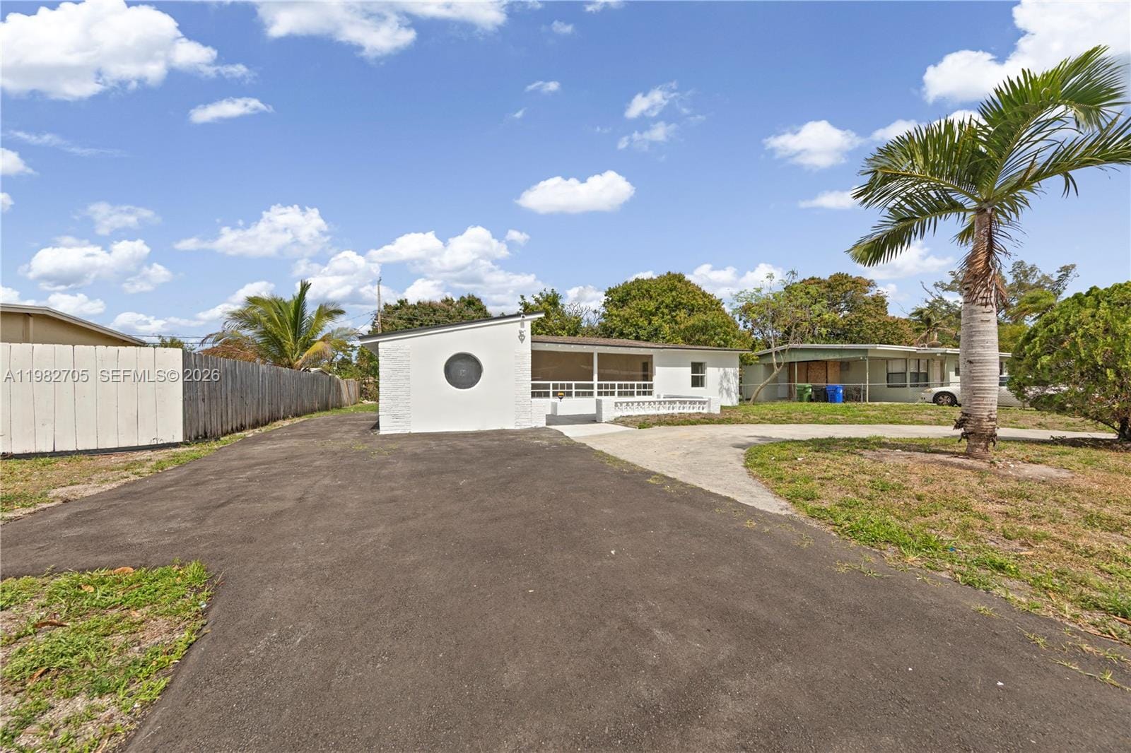 1031 NW 13th Street, Fort Lauderdale, FL 33311 photo 2