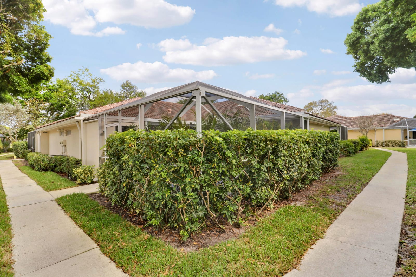 9229 Sun Terrace Circle A Circle — photo 2