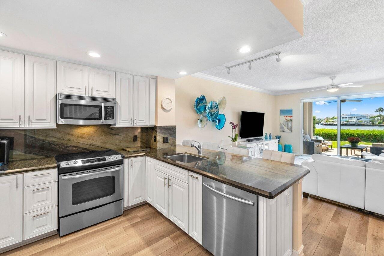 3602 S Ocean Boulevard 104, Highland Beach, FL 33487 photo 7