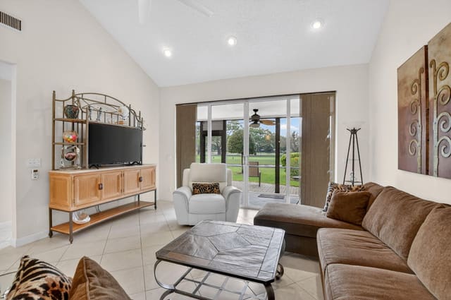19830 Sawgrass Drive 301, sold in Peppertree, Boca Raton, FL