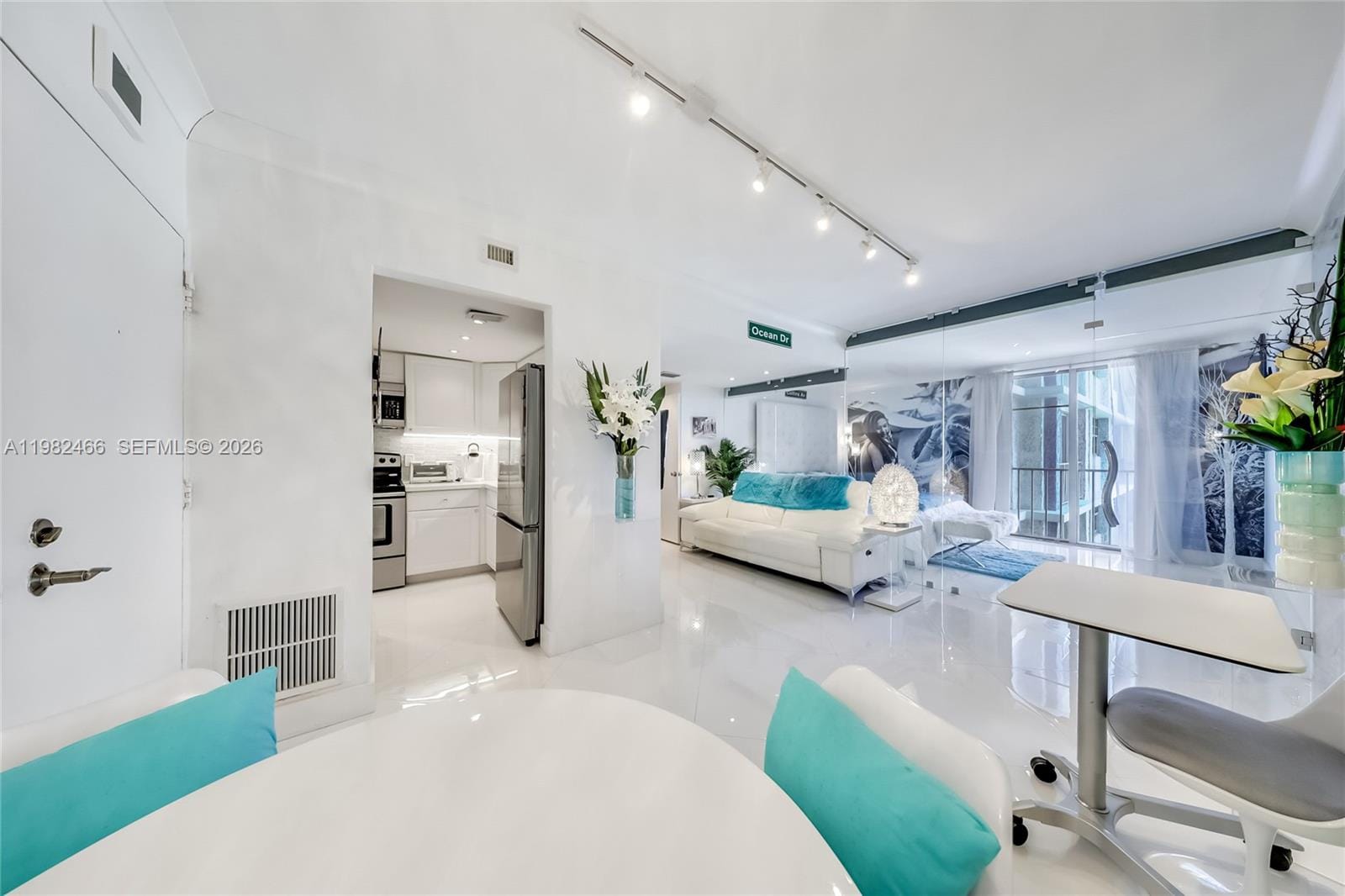 800 W Ave 605 605, Miami Beach, FL 33139 photo 5