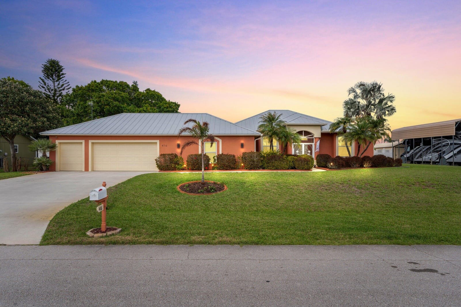 416 SW S Quick Circle, Port St. Lucie, FL 34953