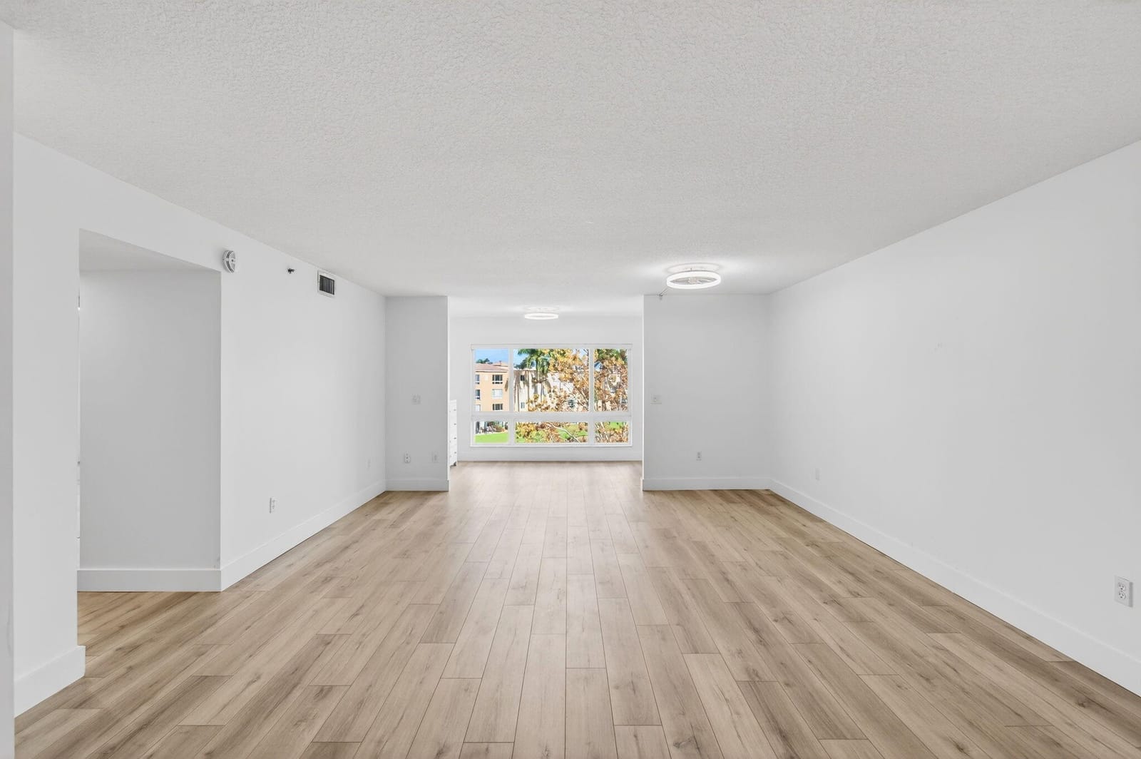5749 Gemstone Court 406, Boynton Beach, FL 33437 photo 12