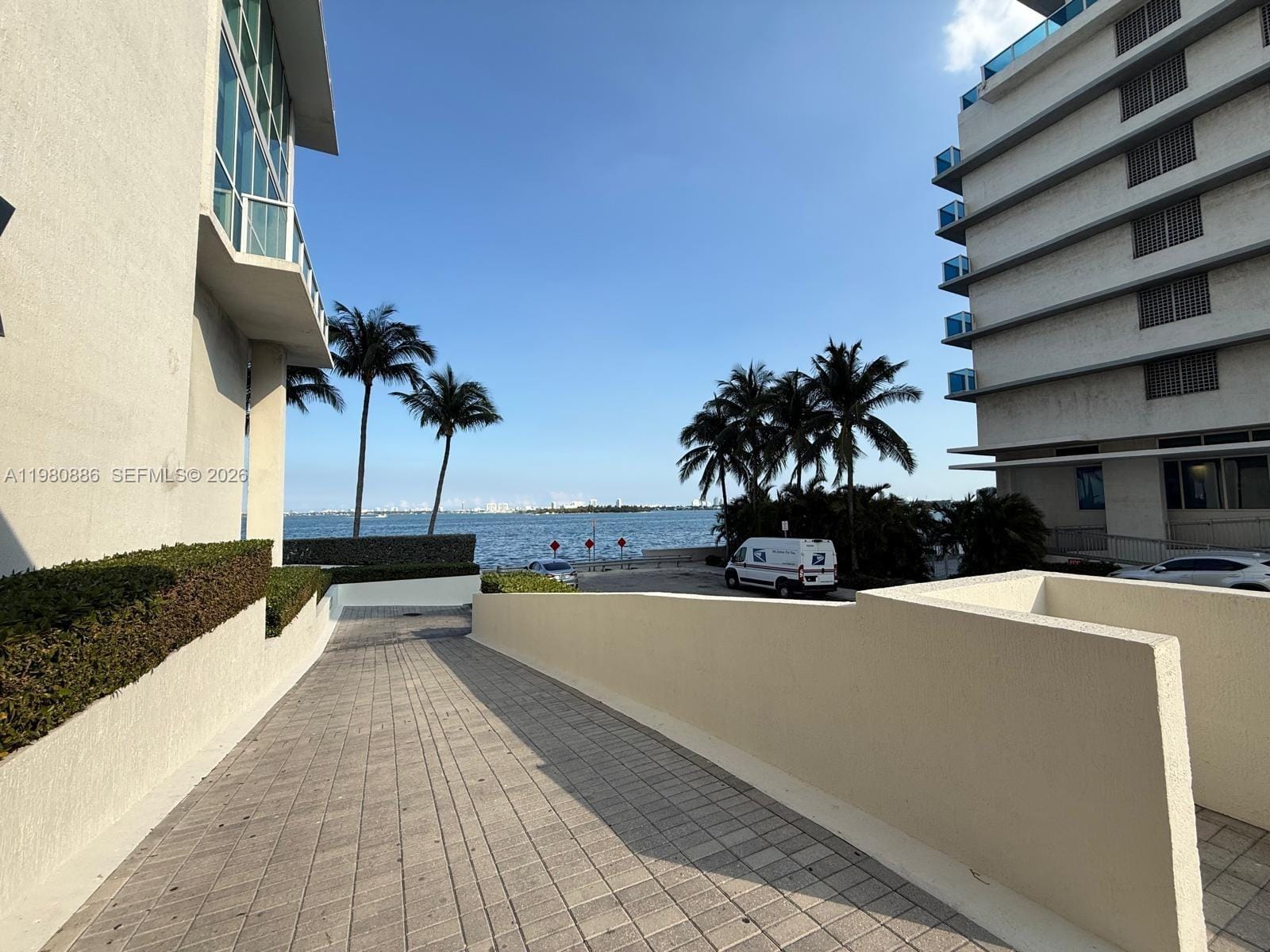 665 NE 25th Street 2102, Miami, FL 33137 photo 22