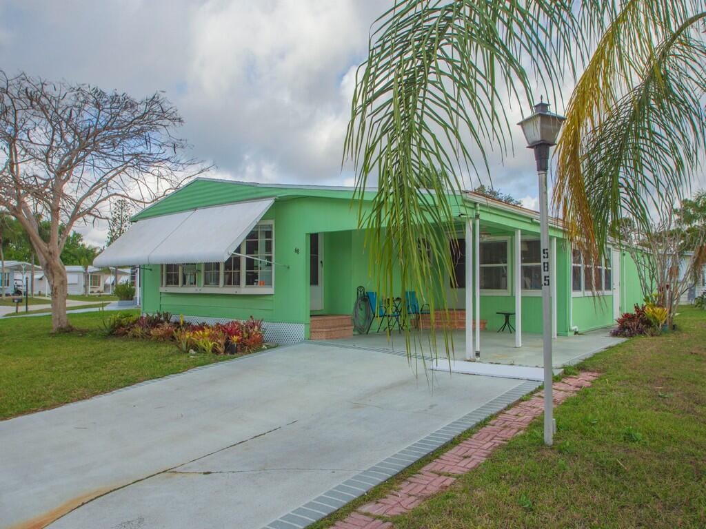 68 W Caribbean — photo 2