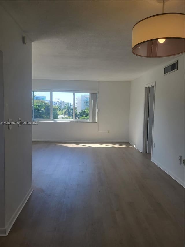 1020 94th Street 503, Chatillon Hall Condominiu, Bay Harbor Islands, FL