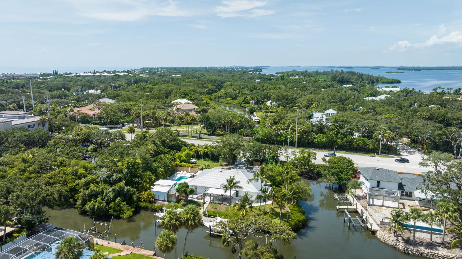 649 E Causeway Boulevard, Vero Beach, FL 32963