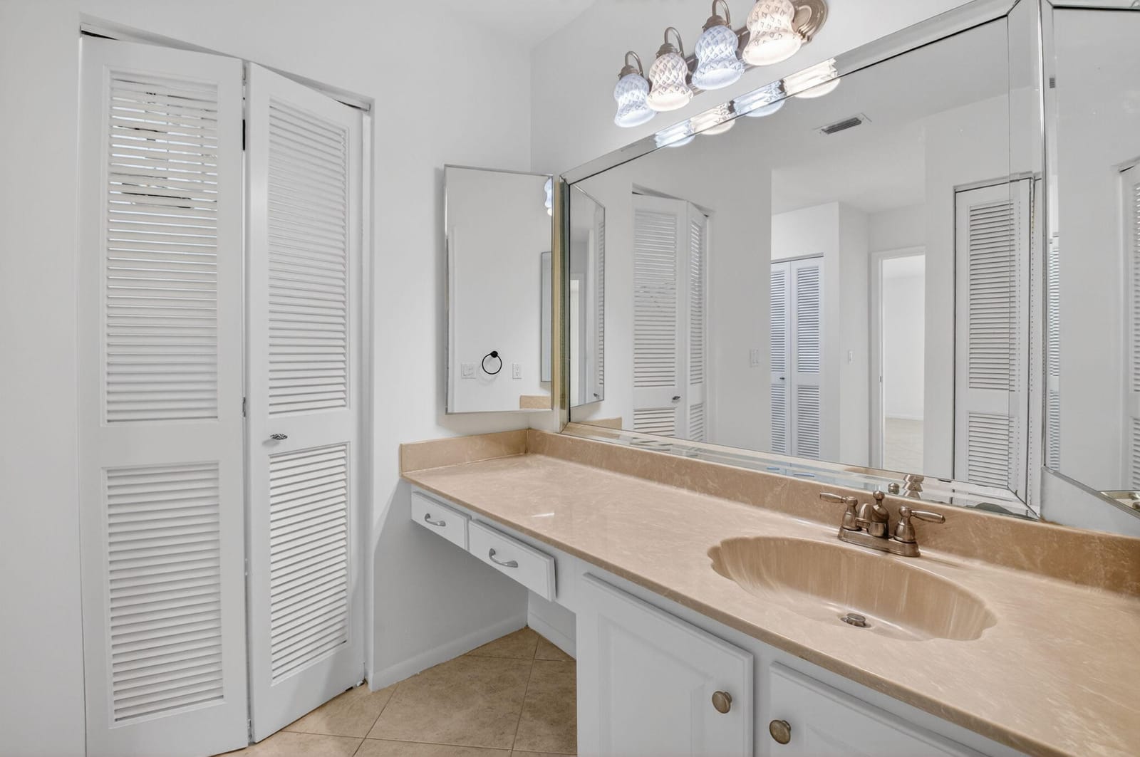 21691 Cypress Road 16b, Boca Raton, FL 33433 photo 18