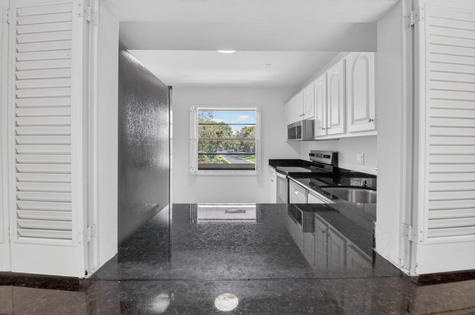 21691 Cypress Road 16b — photo 8