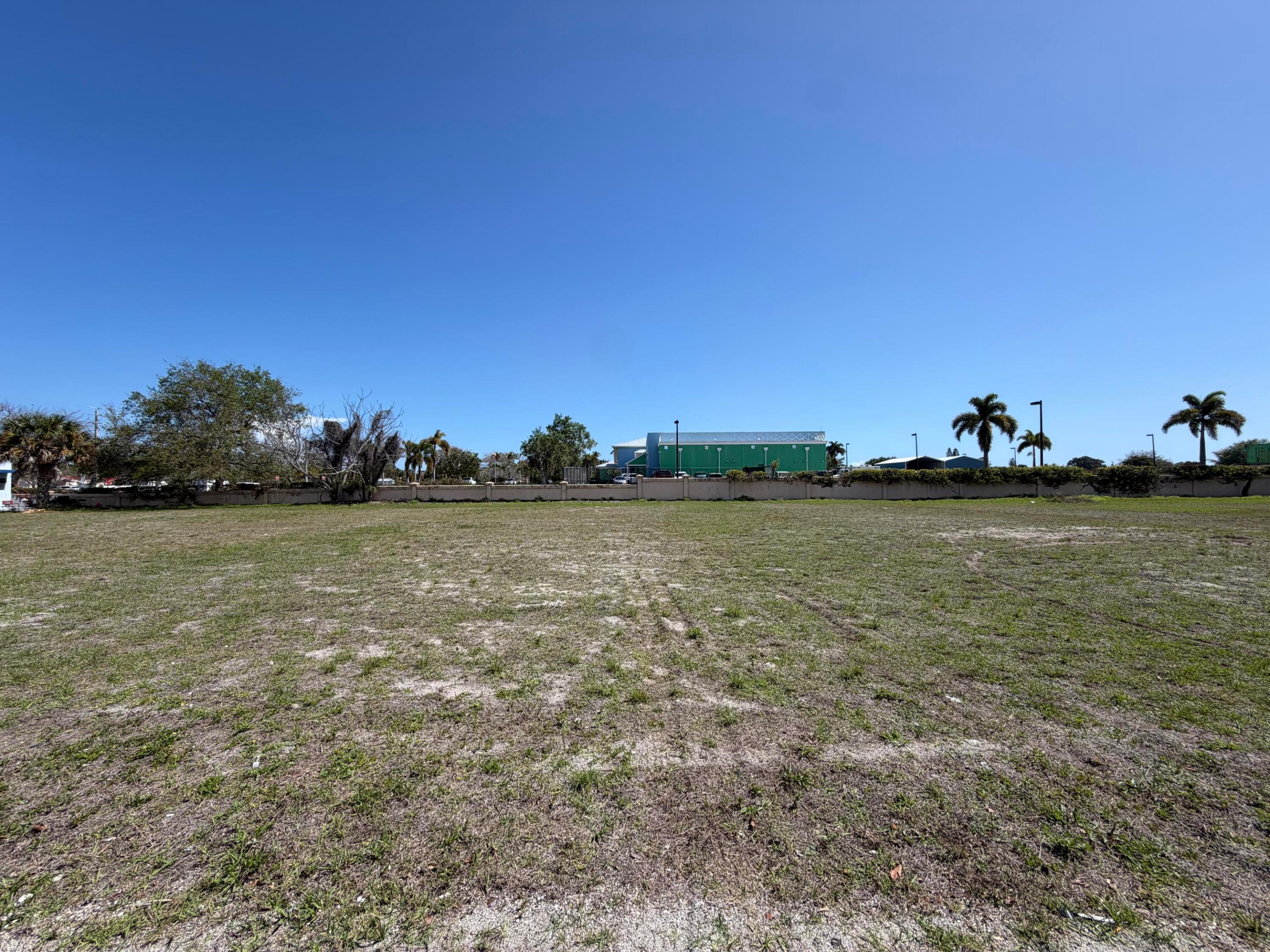 705 SE Tarpon Avenue, Stuart, FL 34994, Stuart
