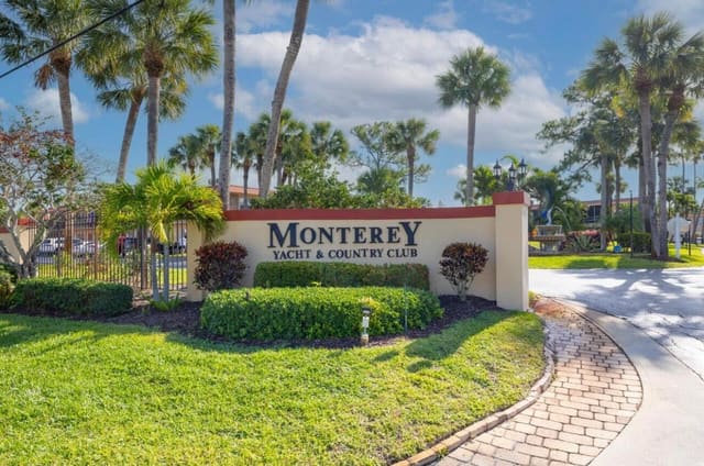 1943 SW Palm City Road I, sold in King Mountain Condo (Aka Monterey Yacht & Country, Stuart, FL