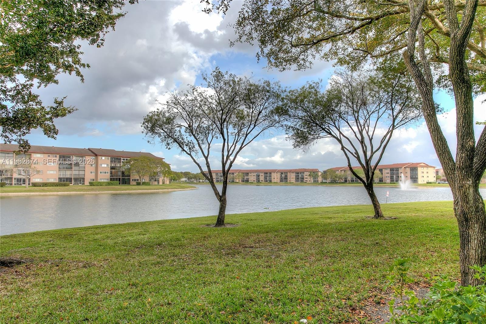 901 SW 141st Avenue 102M, Pembroke Pines, FL 33027 photo 16