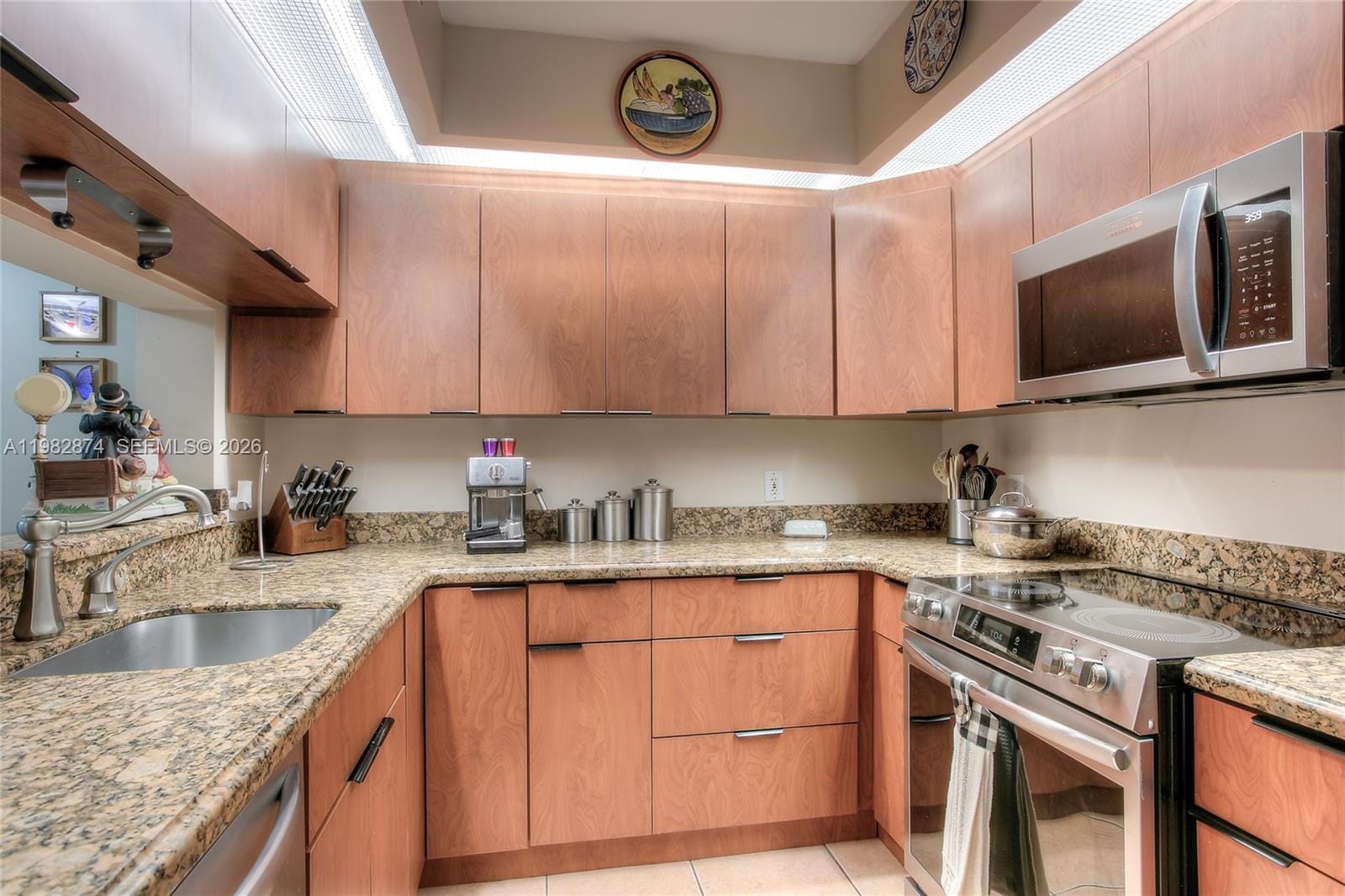 901 SW 141st Avenue 102M, Pembroke Pines, FL 33027 photo 8