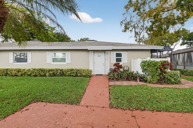 8977 Echo Lane, sold in Whisper Walk/Greenleaf, Boca Raton, FL