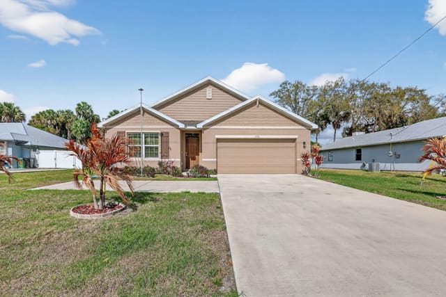 1732 SW Import Drive, sold in Port Saint Lucie, Port St Lucie, FL