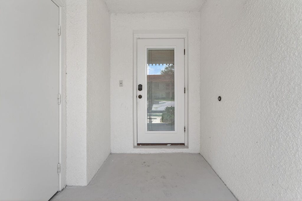 505 Brackenwood Place — photo 2