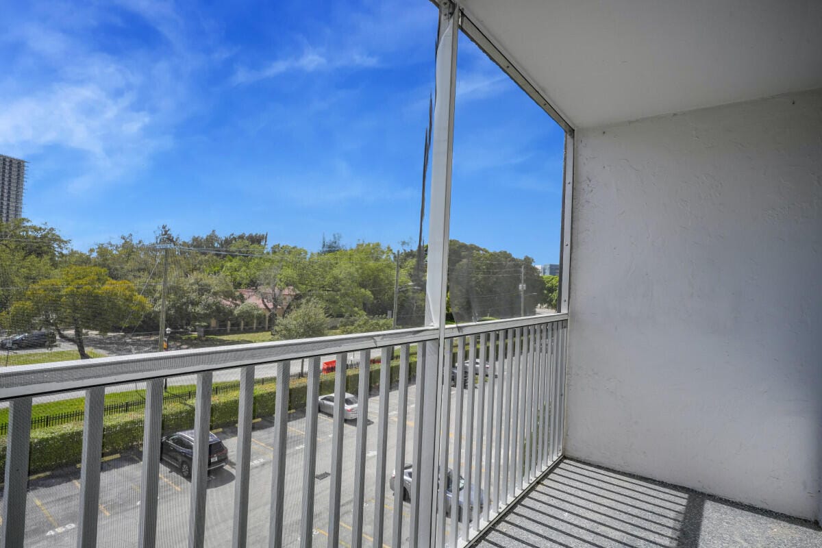 16851 NE 23rd Avenue A408 — photo 5