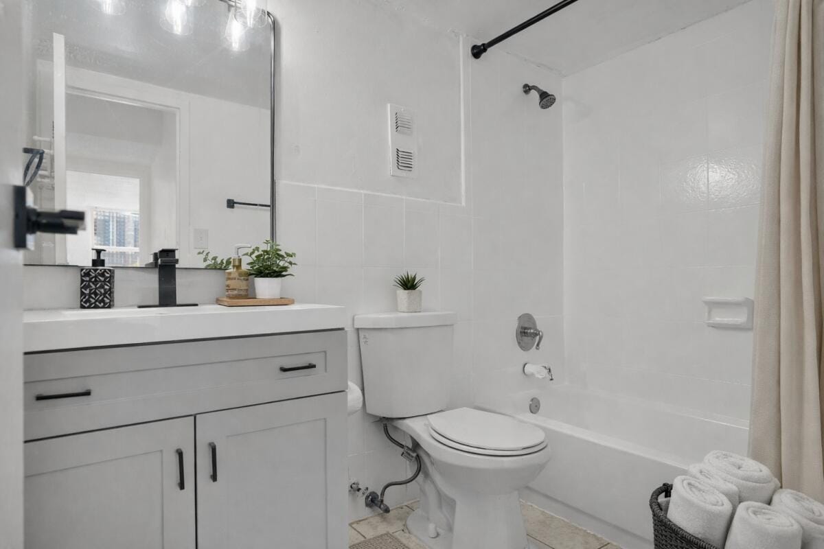 16851 NE 23rd Avenue A408 — photo 8