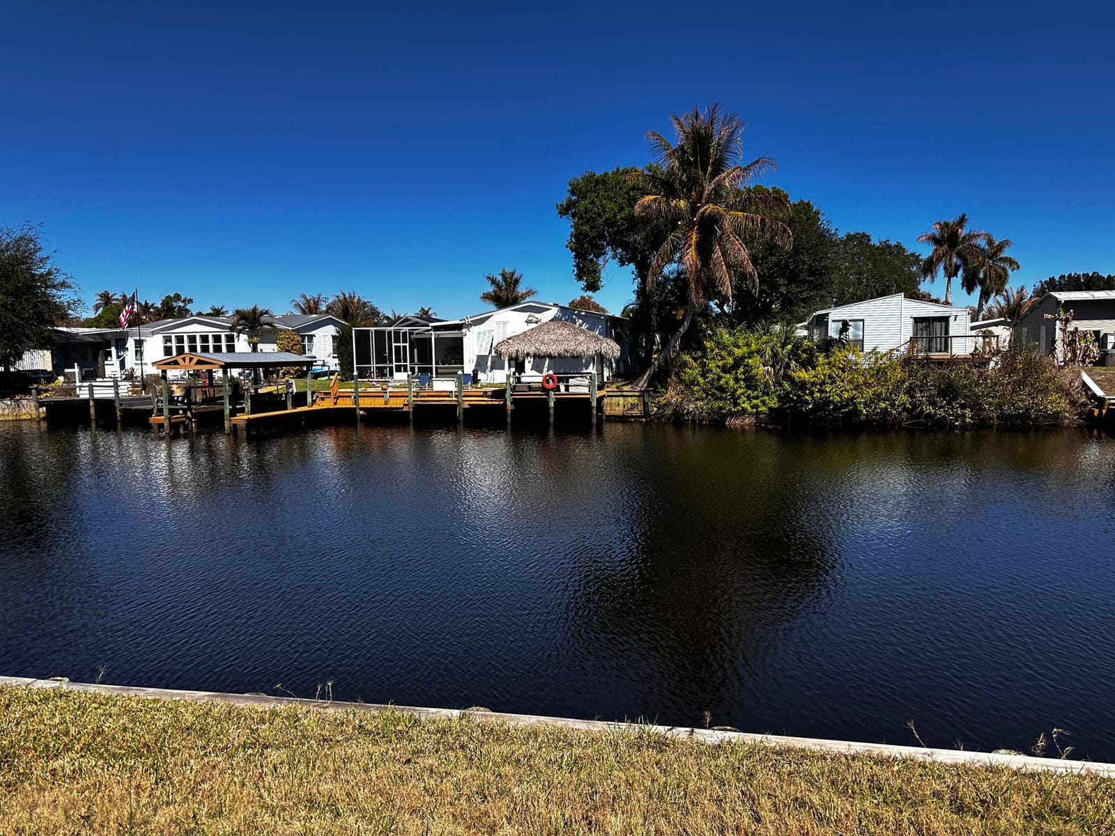 7918 SE Paradise Court, Stuart, FL 34997 photo 3
