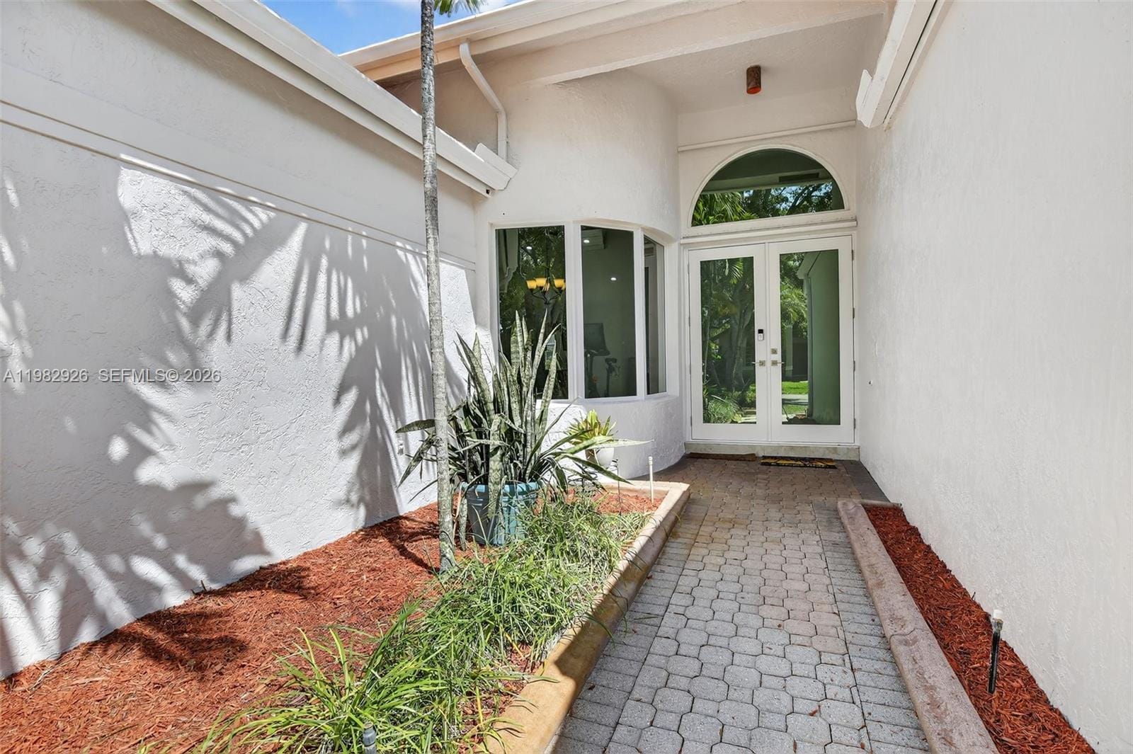 1583 NW 182nd Way, Pembroke Pines, FL 33029 photo 4
