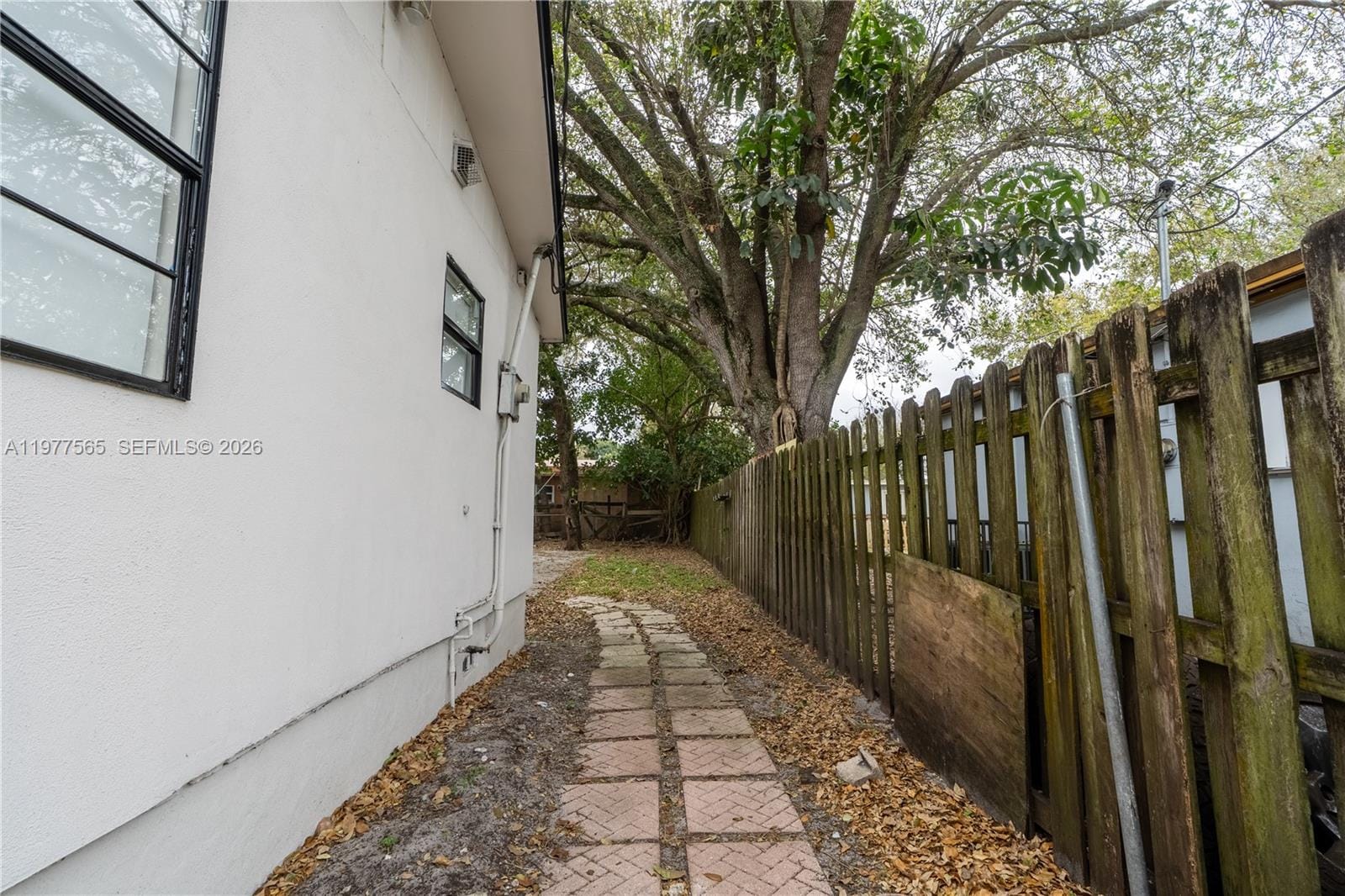 2250 NW 154th Street, Miami Gardens, FL 33054 photo 2