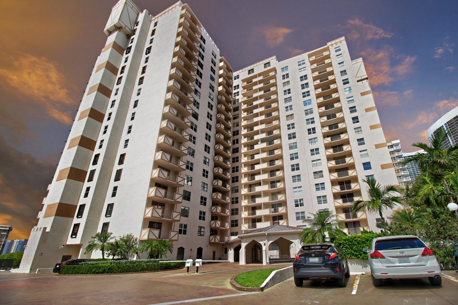 1865 S Ocean Drive 6c, Hallandale Beach, FL 33009 photo 1