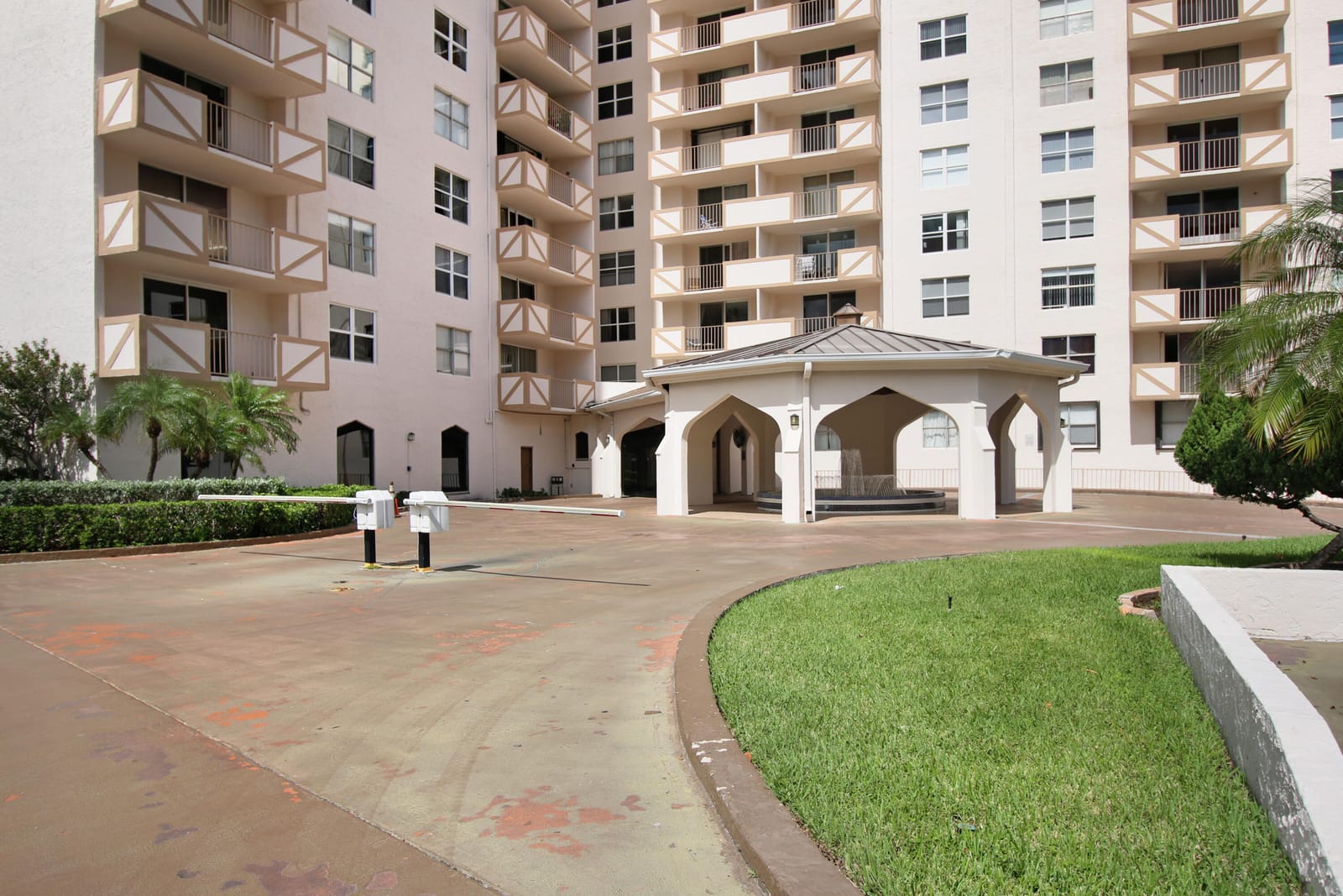 1865 S Ocean Drive 6c, Hallandale Beach, FL 33009 photo 27