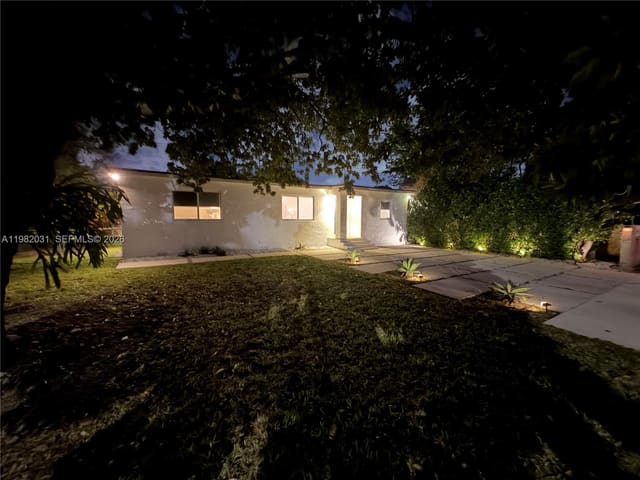 930 NW 145th Terrace, sold in Biscayne Gardens Sec F Pa, Miami, FL