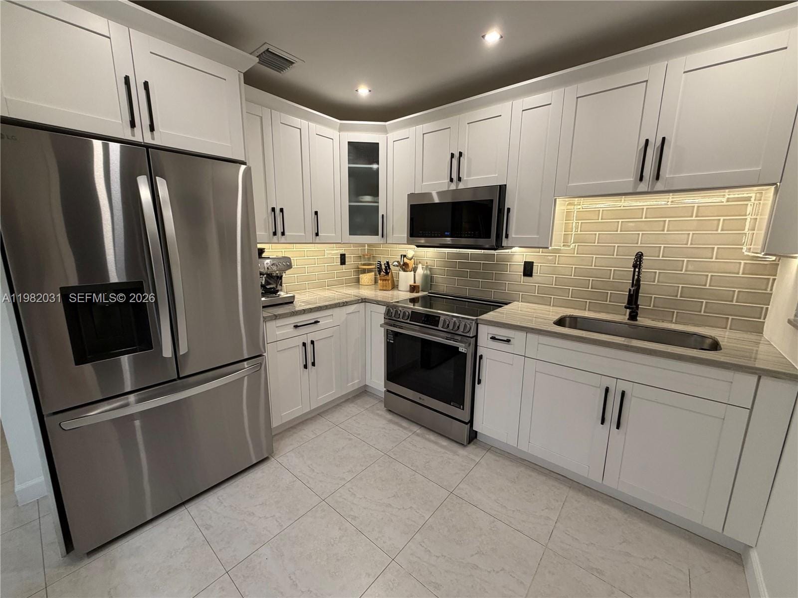 930 NW 145th Terrace, Miami, FL 33168 photo 29